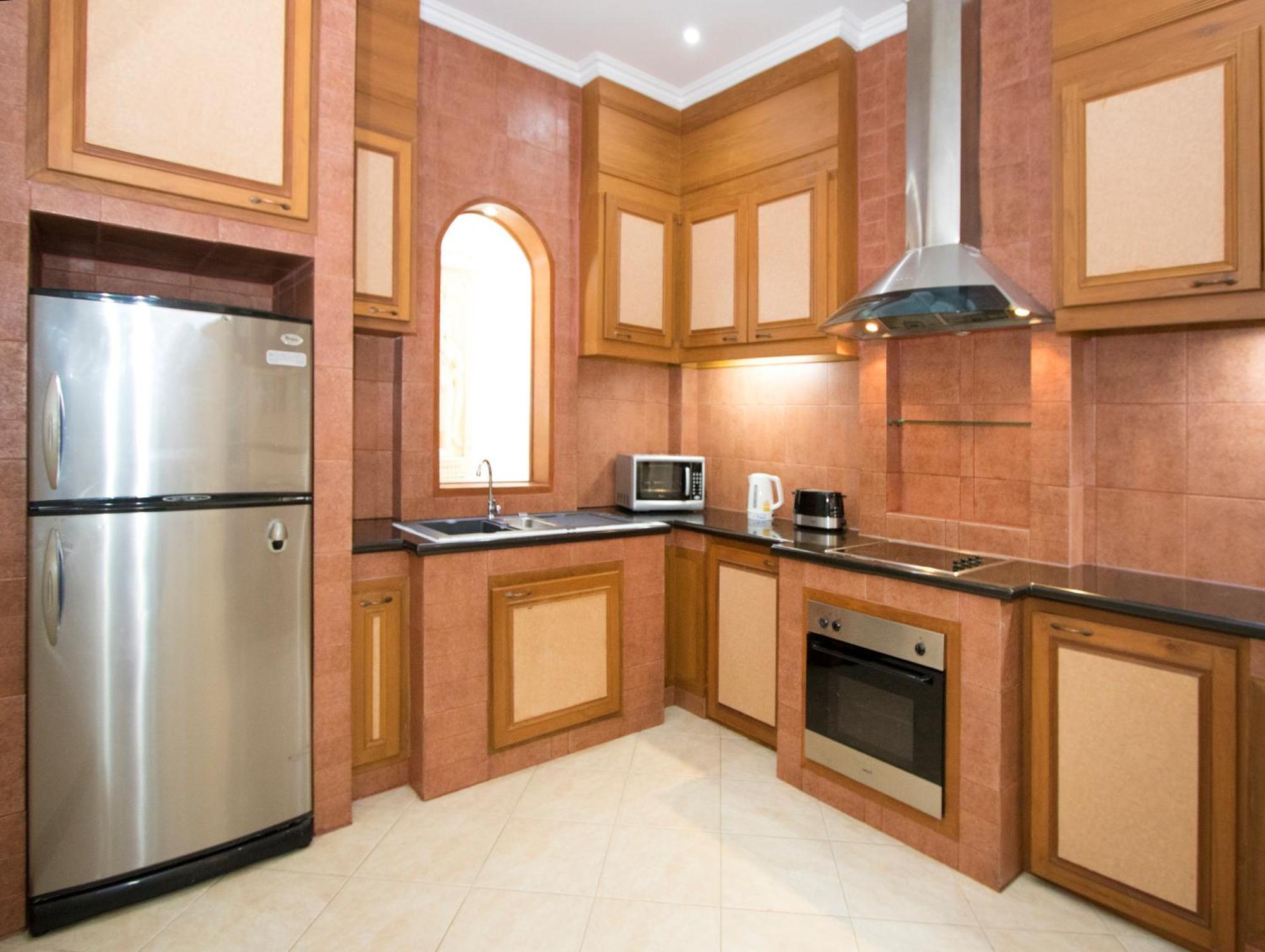 Tortuga Villas Pattaya Phòng bức ảnh