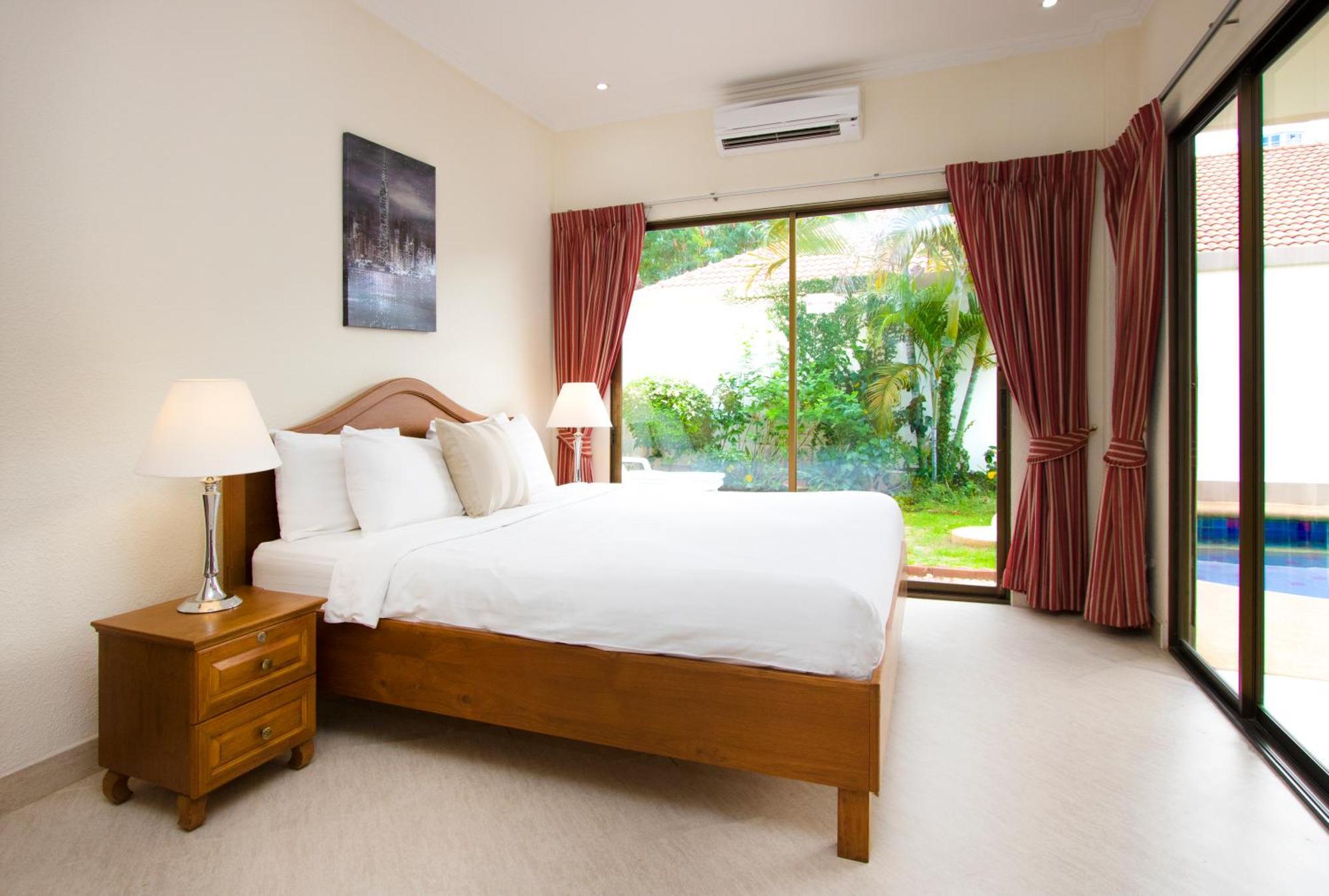 Tortuga Villas Pattaya Phòng bức ảnh